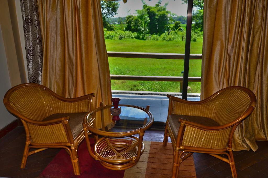Temple Tiger Green Jungle Resort Kawasoti Δωμάτιο φωτογραφία